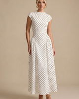Damen Maxikleid mit Punkten, rundem Ausschnitt und A-Linien Silhouette in Weiß