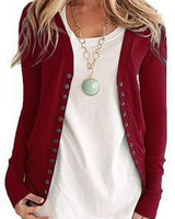 Damen nan Feinstrick-Cardigan mit dekorativen Metallknöpfen und schmaler Silhouette Drune in Weinrot
