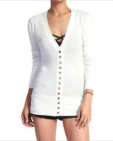 Damen nan Feinstrick-Cardigan mit dekorativen Metallknöpfen und schmaler Silhouette Drune in Cremeweiß