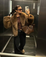 Jorida – Oversized-jacke Aus Kunstfell Mit Gekürztem Revers in Braun