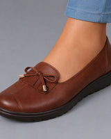 Arvaya - Gepolsterte Walking-Schuhe in Braun