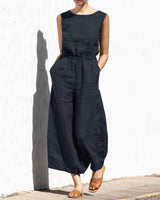 Gerader Jumpsuit mit Falten am Revers ohne Gürtel - Nora in Schwarz