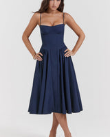 Chloris - Taillenformendes Sommerkleid in Navy Blue
