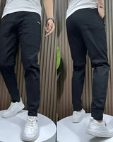 Malik – Stilvolle Freizeithose in Schwarz