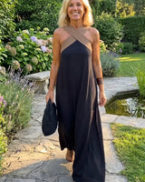 Delphine | Sommerkleid mit Kreuz-Detail in Schwarz