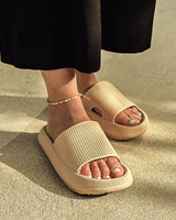 Rumi - Komfortable Hausschuhe in Khaki