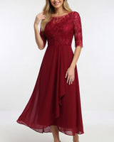 Zerda – Elegantes Midi Kleid Aus Spitze in Rot