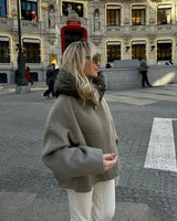 Damen Oversize Steppjacke mit Kapuze in Olive