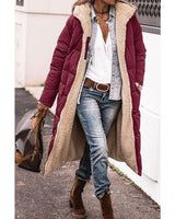Bei | Wendemantel aus Sherpa-Fleece – langer Puffermantel mit Kapuze in Weinrot