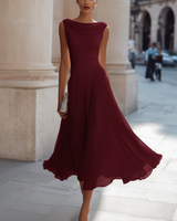 Zephira – Ärmelloses Midi-Kleid Mit Drapiertem Ausschnitt Und Falten in Rot
