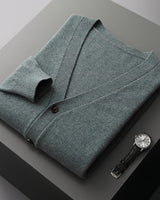 Lucian – Die stilvolle & vielseitige Herren-Strickjacke in Edles Blau