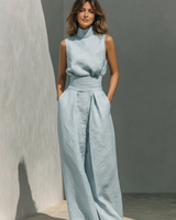 Maria | Minimalistisches Zweiteiler-Set mit weitem Bein in Hellblau