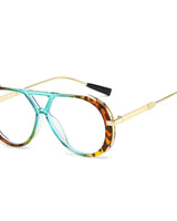 Liva | Stilvolle Sonnenbrille mit UV-Schutz in Grün Schildpatt / Transparent