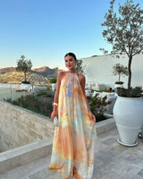 Corinna Damen bedrucktes Halterneck-Maxikleid in Orange