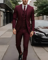 Abenner - Eleganter dreiteiliger Anzug in Dunkelrot