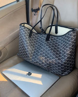 Moderne und Stilvolle Schultertasche - Mila in Schwarz