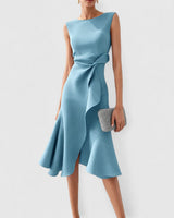 Stella - Elegantes ärmelloses Midikleid in Blau