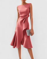 Stella - Elegantes ärmelloses Midikleid in Rosa