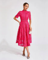 Carmen - Elegantes Midikleid in Rosa