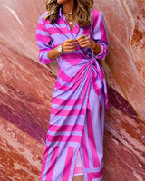 Aliza - Stilvolles Gestreiftes Wickelkleid in Lila