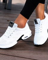 Lina - Bequeme Sneaker mit luftdurchlässiger Polsterung in Weiß