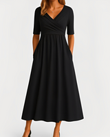 Maïka - Stilvolles Kleid mit V-Ausschnitt in Schwarz