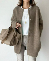 Miline - Lässige Strickjacke mit langen Ärmeln in Karamell