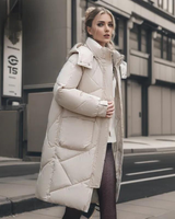 Aloisia - Lange, warme Fleecejacke in Beige