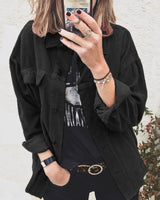 Damen nan Oversize Cordjacke mit aufgesetzten Taschen und klassischer Knopfleiste Drune in Schwarz