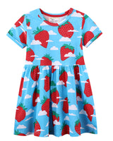 Mädchen Sommerkleid mit fröhlichem Erdbeer-Print Drune in Dunkelgrün