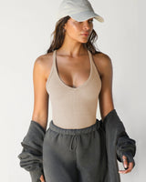 Emma | Ärmelloses Top mit V-Ausschnitt in Beige