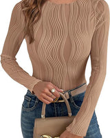 Damen nan figurbetontes Rippstrick-Longsleeve mit Wellendetail und Rundhalsausschnitt Drune in Khaki