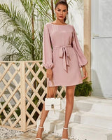 Damen nan elegantes Etuikleid mit Ballonärmeln und Taillengürtel Drune in Rosa