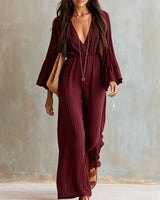 Magdlena – Luftiger Jumpsuit mit V-Ausschnitt in Burgund