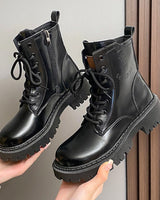 Damen nan knöchelhohe Combat-Boots in Lackoptik mit robuster Profilsohle und seitlichem Reißverschluss Drune in Schwarz