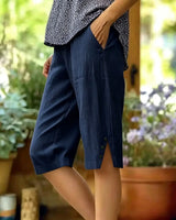 Fenja | Bequeme Bermuda mit Details in Marineblau