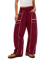 Damen nan weite Lounge-Hose mit Kordelzug, Kontrastpaspelierung und Cargo-Taschen Drune in Weinrot