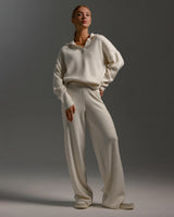 Damen Lounge Set mit Weitbein Hose und Polo Pullover in Weiß