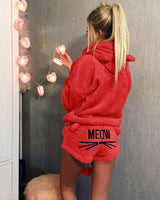 Damen nan kuscheliges zweiteiliges Lounge-Set mit Kapuzenpullover und Shorts mit MEOW-Stickerei Drune in Signalrot