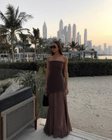 Gigi | Trägerlos Asymmetrisch Maxi Hochzeitsgastkleid in Braun