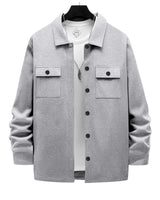Herren nan Overshirt-Jacke mit Brustklappen, lockerer Passform und durchgehender Knopfleiste Drune in Hellgrau
