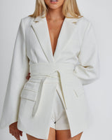 Trendy Damen Blazer - Nora in Weiß