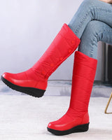 Althea™-Stiefel mit Fleecefutter und Wärmeisolierung – für warme, stabile und geschützte Füße im Winter. in Rot