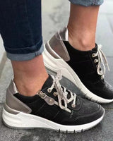 Marie | Damen Freizeit-Sneaker mit runder Spitze und Schnürung in Schwarz