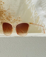 Luna | Cat Eye Sonnenbrille in Transparent Apricot / Farbverlauf Braun