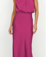 Luna - Maxikleid mit Drapierung in Dunkelrosa