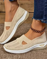 Madelline - Damen-Slipper mit Keilabsatz in Beige