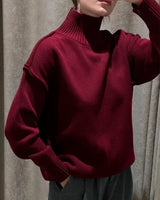 Yalisse | Eleganter Rollkragenpullover gestrickt in Burgunderrot
