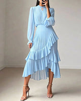 Lioren™ Kleid mit Edlem Plissee und Asymmetrischen Volants in Hellblau
