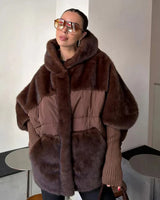 VelvetNord™ Mantel aus Samt-Faux-Fur mit Oversized-Design in Braun